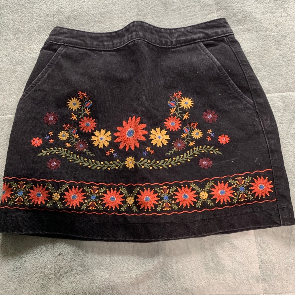 Flower Embroidered Denim Skirt